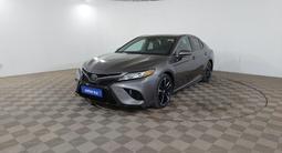 Toyota Camry 2019 года за 13 300 000 тг. в Шымкент