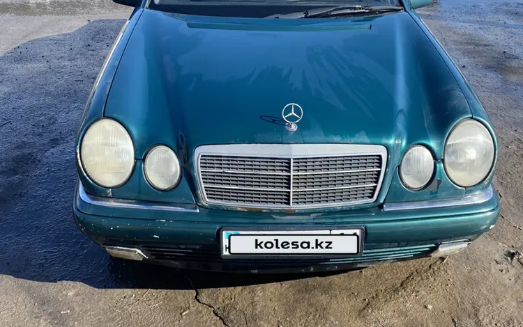 Mercedes-Benz E 230 1997 годаүшін2 600 000 тг. в Павлодар