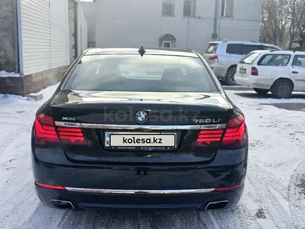 BMW 750 2012 года за 13 000 000 тг. в Караганда – фото 6