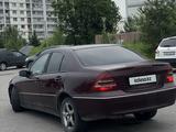 Mercedes-Benz C 180 2003 годаүшін3 300 000 тг. в Алматы – фото 3