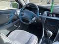 Toyota Camry 2000 года за 3 730 257 тг. в Байконыр – фото 10