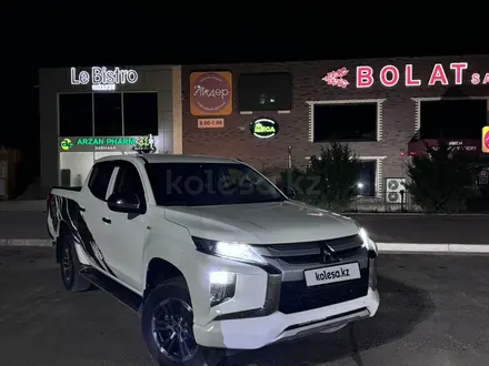 Mitsubishi L200 2021 года за 11 700 000 тг. в Атырау – фото 2