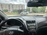 Hyundai Solaris 2012 года за 2 600 000 тг. в Актобе – фото 5
