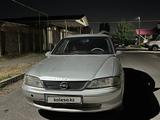 Opel Vectra 1998 года за 10 000 тг. в Шымкент – фото 2