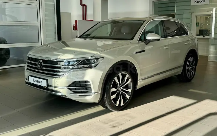 Volkswagen Touareg 2022 годаfor31 290 000 тг. в Павлодар