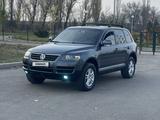 Volkswagen Touareg 2004 года за 5 850 000 тг. в Алматы