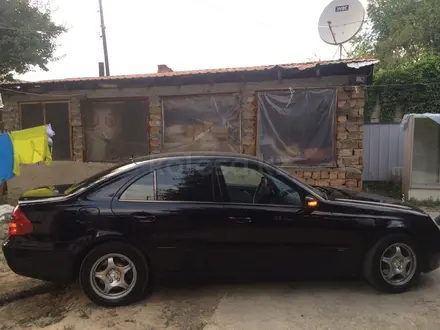 Mercedes-Benz E 240 2003 года за 8 000 000 тг. в Туркестан – фото 3