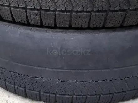 Комплект шин 175 70 R13 Bridgestone Blizzak Ice Япония за 50 000 тг. в Алматы – фото 2