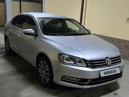 Volkswagen Passat 2011 года за 5 400 000 тг. в Шымкент