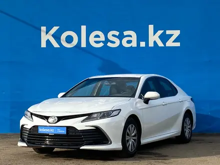 Toyota Camry 2022 года за 10 690 000 тг. в Алматы