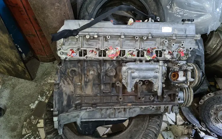 Двигатель на Toyota LandCruiser 76-105 1FZ-FE бензин. за 2 300 000 тг. в Караганда