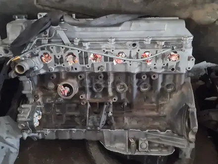 Двигатель на Toyota LandCruiser 76-105 1FZ-FE бензин. за 2 300 000 тг. в Караганда – фото 6