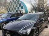 Hyundai Sonata 2020 года за 9 500 000 тг. в Алматы – фото 2
