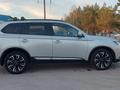 Mitsubishi Outlander 2022 года за 14 100 000 тг. в Костанай – фото 2