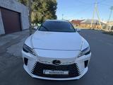 Lexus RX 350h 2024 годаүшін37 500 000 тг. в Семей