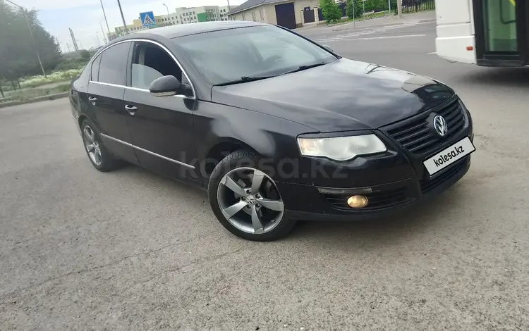 Volkswagen Passat 2008 годаfor3 000 000 тг. в Астана