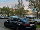 Toyota Camry 2018 года за 13 300 000 тг. в Астана – фото 2