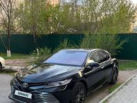 Toyota Camry 2018 года за 13 500 000 тг. в Астана