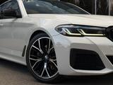 BMW 530 2020 года за 22 500 000 тг. в Алматы – фото 4