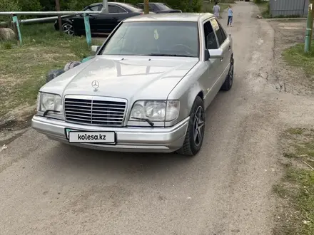 Mercedes-Benz E 280 1995 года за 2 300 000 тг. в Караганда – фото 7