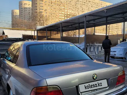BMW 735 1994 года за 2 500 000 тг. в Алматы – фото 2