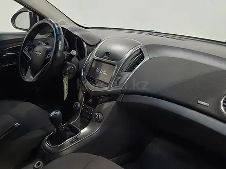 Chevrolet Cruze 2015 года за 2 910 000 тг. в Алматы – фото 15