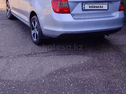 Skoda Rapid 2015 года за 5 300 000 тг. в Новоишимский – фото 3