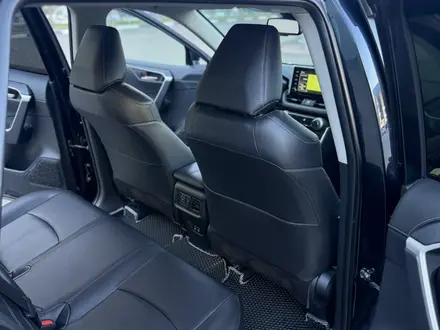 Toyota RAV4 2020 года за 15 800 000 тг. в Астана – фото 25