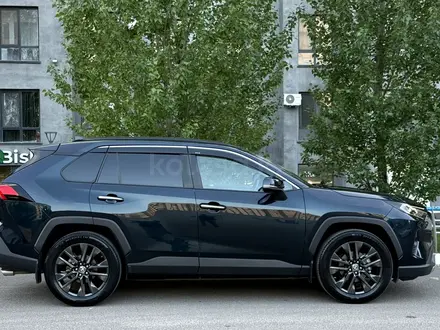 Toyota RAV4 2020 года за 15 800 000 тг. в Астана – фото 5
