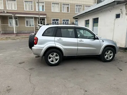 Toyota RAV4 2005 года за 6 000 000 тг. в Мерке – фото 2