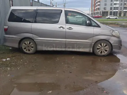 Toyota Alphard 2004 года за 3 400 000 тг. в Астана