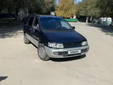 Mitsubishi Space Wagon, 1995