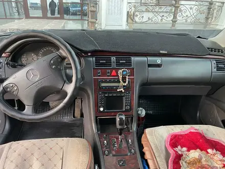 Mercedes-Benz E 280 2002 года за 4 000 000 тг. в Тараз – фото 7