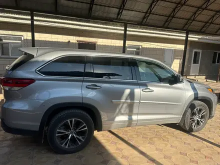 Toyota Highlander 2018 года за 18 000 000 тг. в Шымкент – фото 3