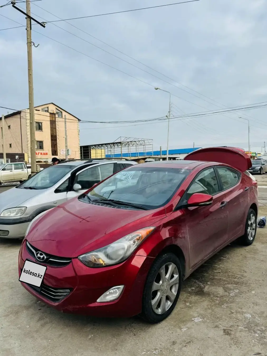Hyundai Elantra, 2012