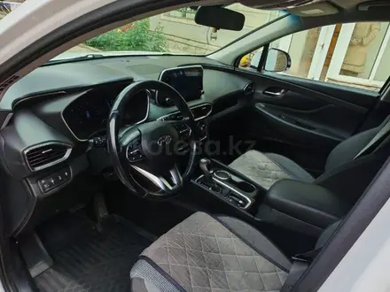 Hyundai Santa Fe 2020 года за 12 000 000 тг. в Алматы – фото 8