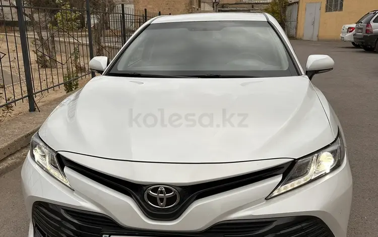 Toyota Camry 2020 года за 13 500 000 тг. в Актау