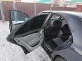 Mercedes-Benz E 200 1997 года за 1 350 000 тг. в Актобе – фото 2