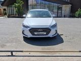 Hyundai Elantra 2017 года за 8 000 000 тг. в Шымкент – фото 4