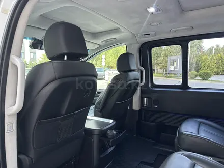 Hyundai Staria 2023 года за 22 300 000 тг. в Алматы – фото 14
