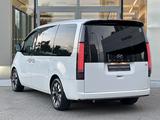 Hyundai Staria 2023 года за 22 300 000 тг. в Алматы – фото 4