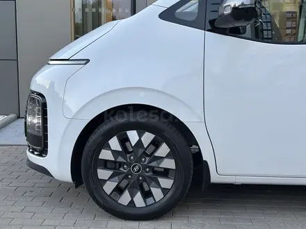 Hyundai Staria 2023 года за 22 300 000 тг. в Алматы – фото 7