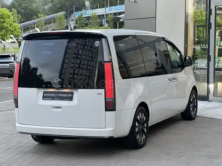 Hyundai Staria 2023 года за 22 300 000 тг. в Алматы – фото 6