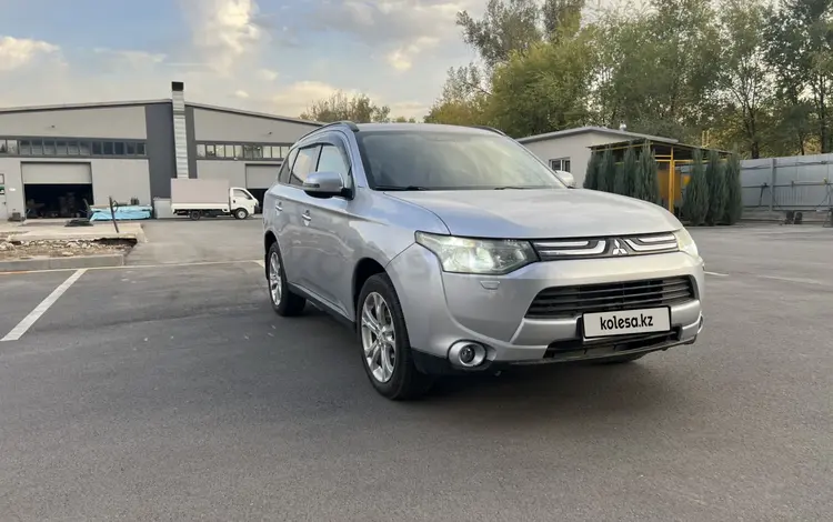 Mitsubishi Outlander 2012 года за 7 000 000 тг. в Алматы