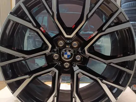 Разноширокие диски на BMW R21 5 112 за 700 000 тг. в Атырау – фото 21