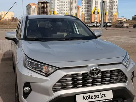Toyota RAV4 2021 года за 16 400 000 тг. в Караганда – фото 7