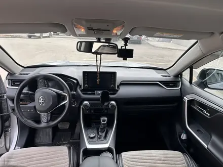 Toyota RAV4 2021 года за 16 400 000 тг. в Караганда – фото 16