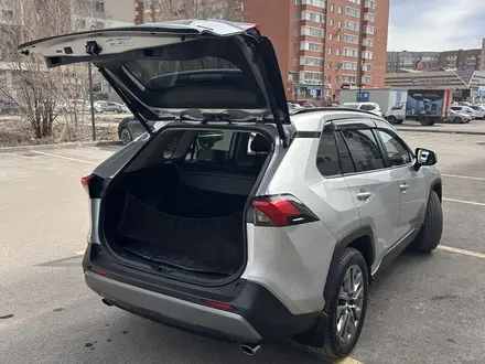 Toyota RAV4 2021 года за 16 400 000 тг. в Караганда – фото 17