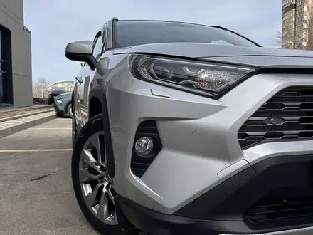 Toyota RAV4 2021 года за 16 400 000 тг. в Караганда – фото 19