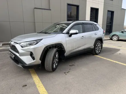 Toyota RAV4 2021 года за 16 400 000 тг. в Караганда – фото 24
